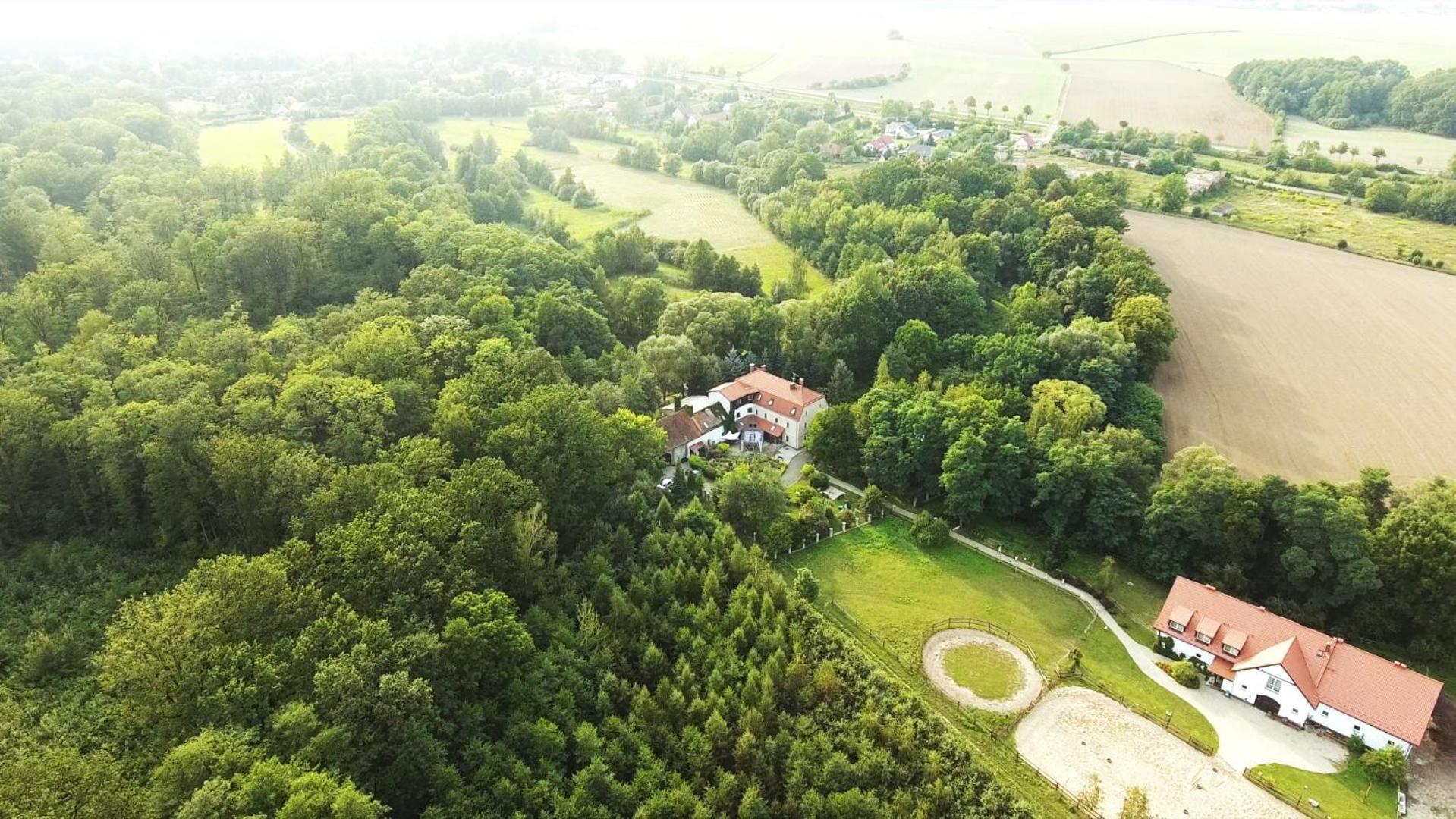 Rancho Slezanski Mlyn Szczepanów Екстериор снимка
